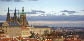 Dónde tomar una copa o comer en una terraza en Praga